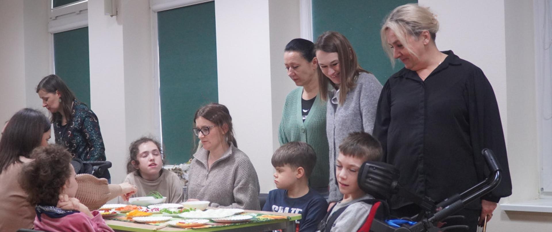 Przygotowanie świątecznego stołu