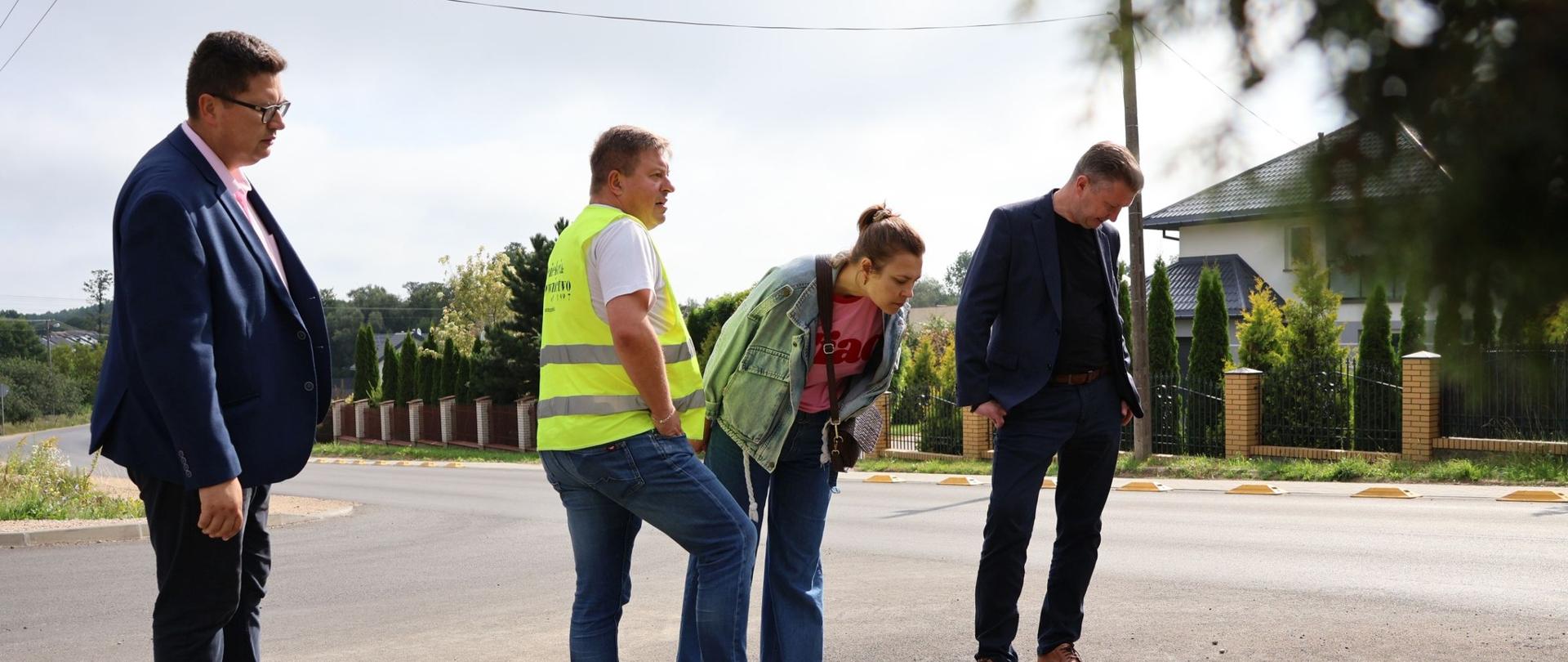 Odbiór techniczny ul. Niewodnickiej w Klepaczach