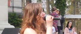 1 maja w parku w Świerklańcu "Śląsk Ukrainie". Koncert Oleny Zaiets.