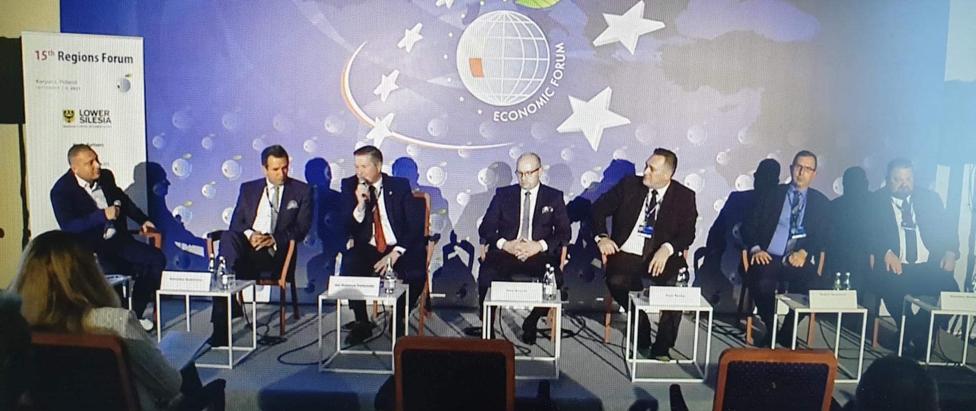 Panel dyskusyjny dot. województwa podlaskiego na XXX Forum w Karpaczu
