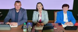Prezydium Rady Powiatu Proszowickiego podczas obrad XXXII Sesji Rady