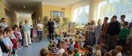 Bezpiecznie na drodze i w sieci- spotkanie z policjantem.