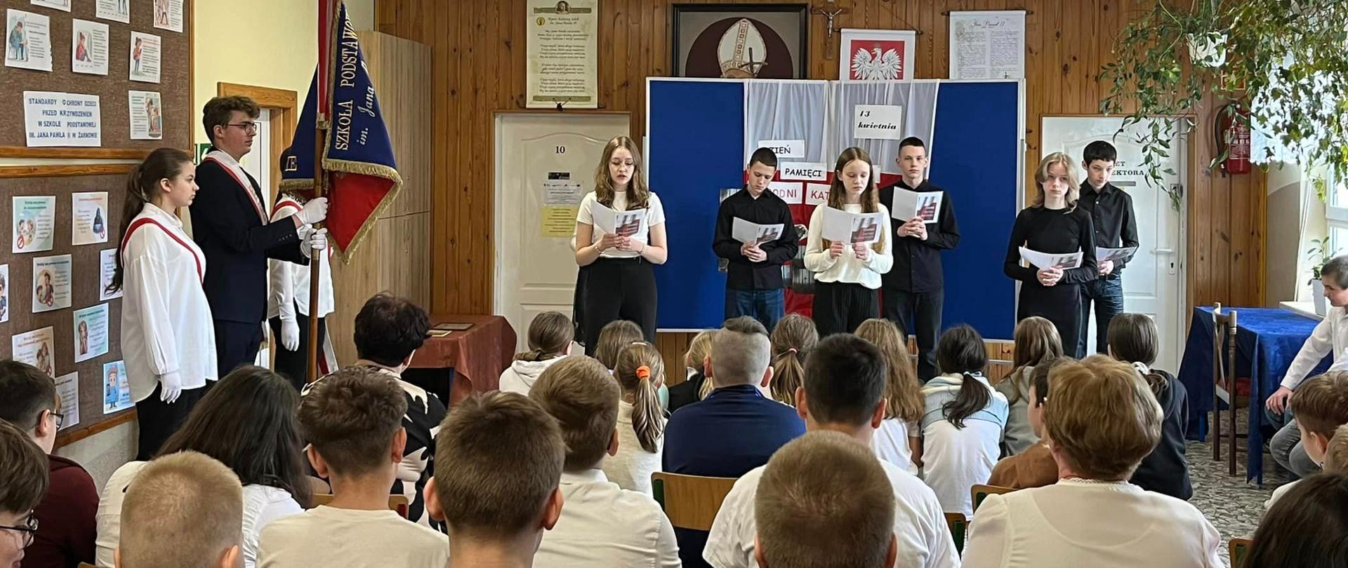 Dzień Pamięci Ofiar Zbrodni Katyńskiej w Szkole Podstawowej im. Jana Pawła II w Żarnowie
