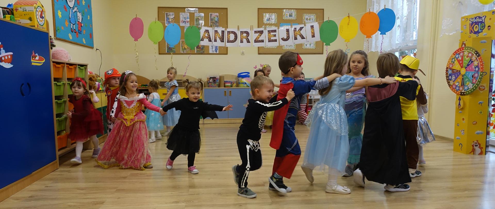Andrzejkowe tańce