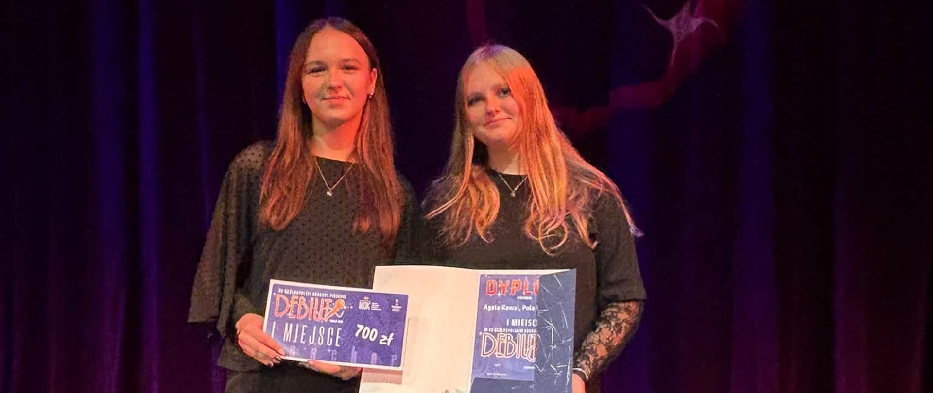 duet - Pola Waszczuk i Agata Kowal - zdobywczynie I miejsca