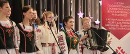 Młodzież z Wilna podczas występu