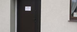 Wymiana drzwi zewnętrznych w strażnicy OSP w Hucie Dłutowskiej