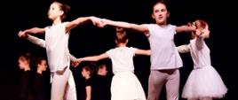 Teatralna Szóstka z nagrodami w VI Przeglądzie Teatrów Amatorskich „Kurtyna”