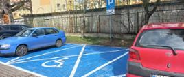 Nowo wytyczone miejsca parkingowe