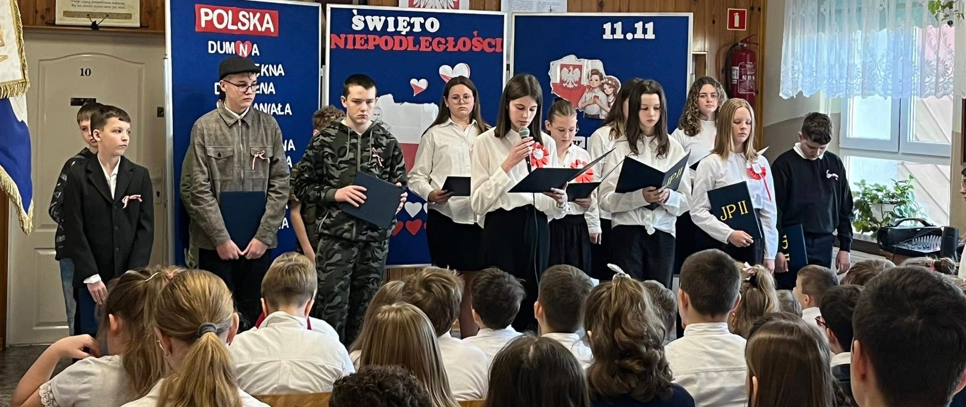 Akademia z okazji 107 rocznicy odzyskania przez Polskę niepodległości - Szkoła Podstawowa im. Jana Pawła II w Żarnowie
