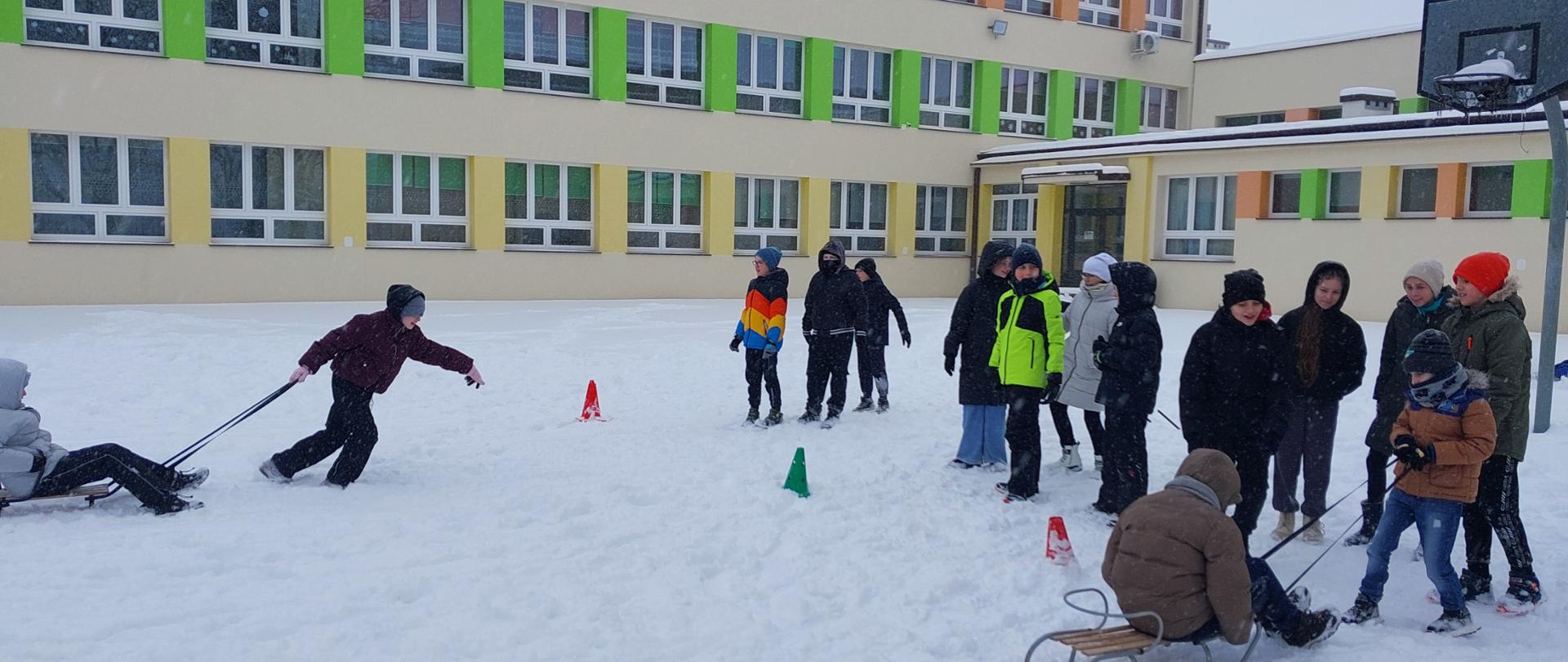 Zabawy na śniegu