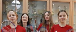 Badminton