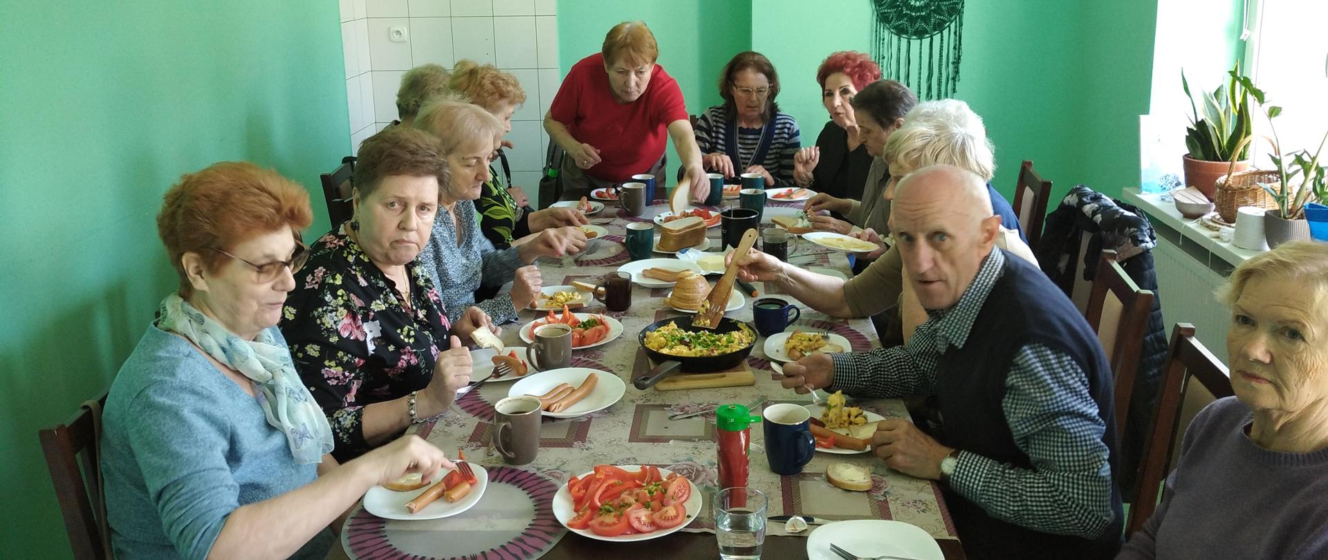 Europejski Dzień Śniadania w Klubie „Senior+”