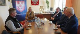 Podpisanie umowy na budowę lądowiska