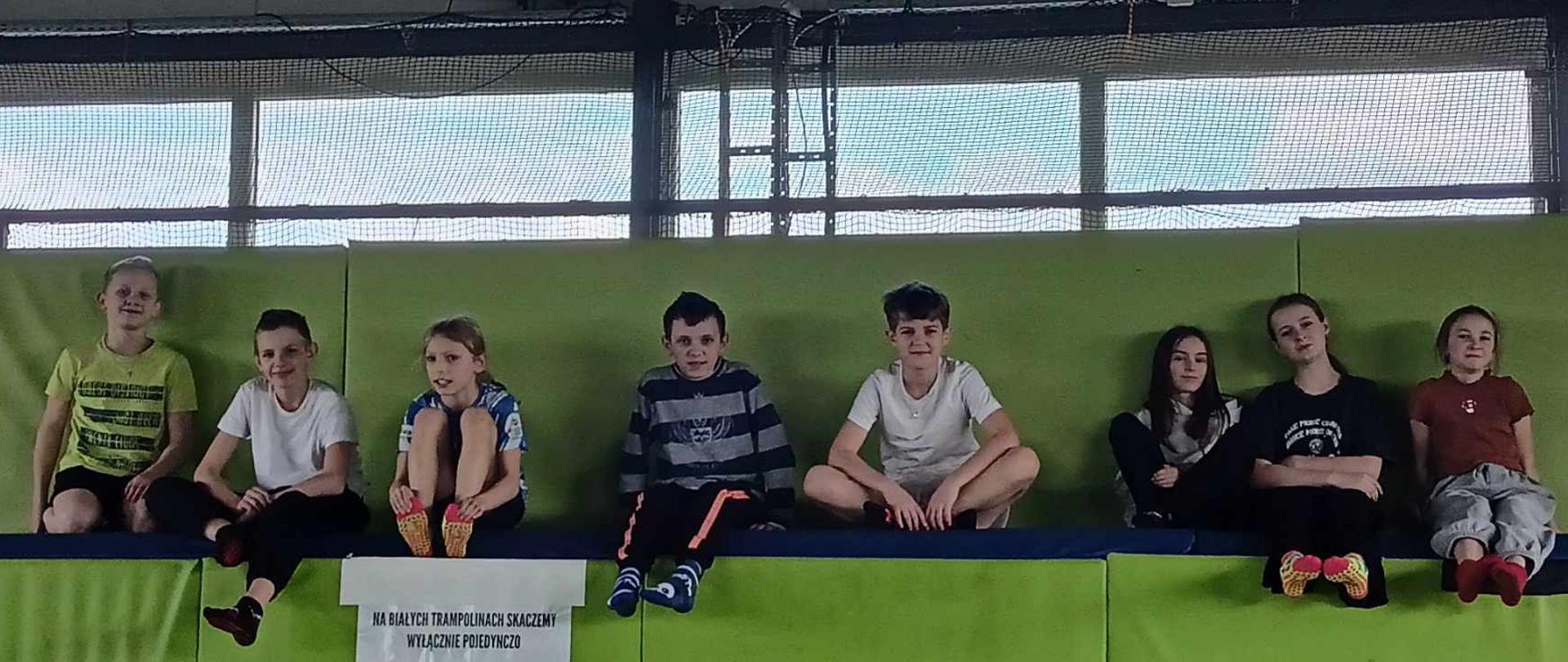 trampoliny