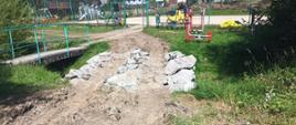 Wjazd na teren budowy.