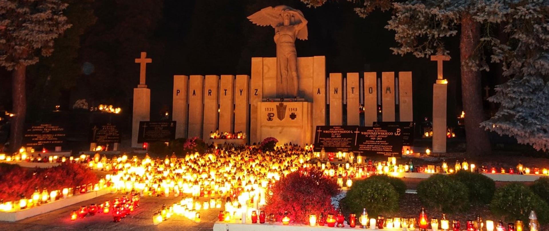 Pomniki na koneckim cmentarzu