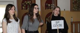 Uczennice szkoły zaangażowane w organizację Dni Otwartych