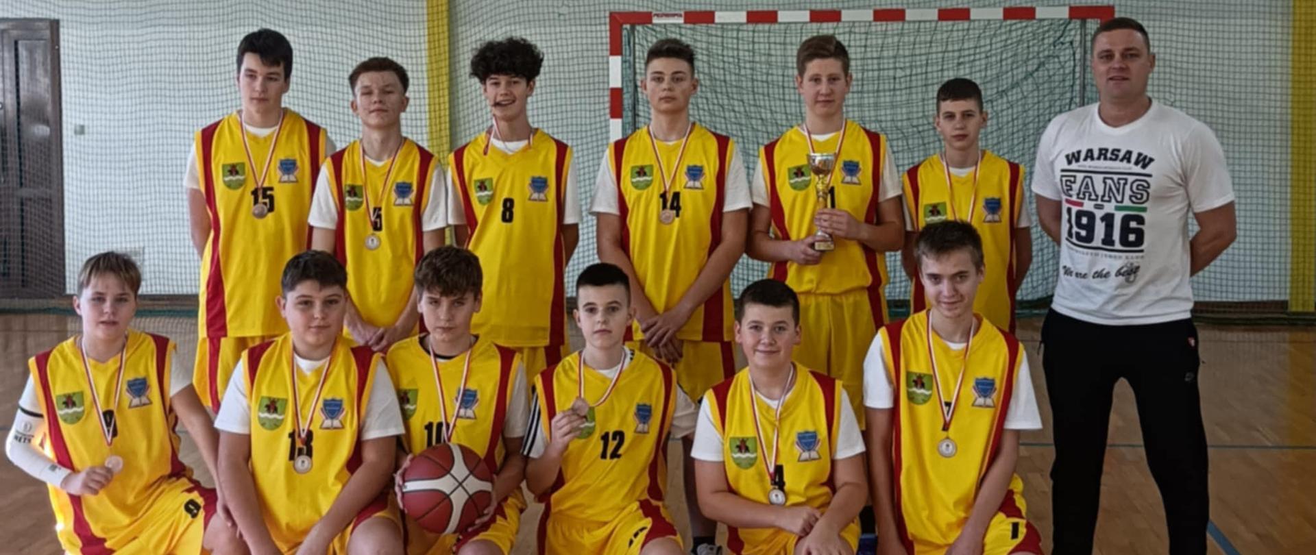 Regionalne Mistrzostwa Koszykówki Chłopców o Puchar Starosty Siedleckiego
klas 7-8 SP LZS w Zbuczynie
