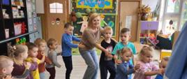 Zajęcia w grupie z maskotką Kaczora