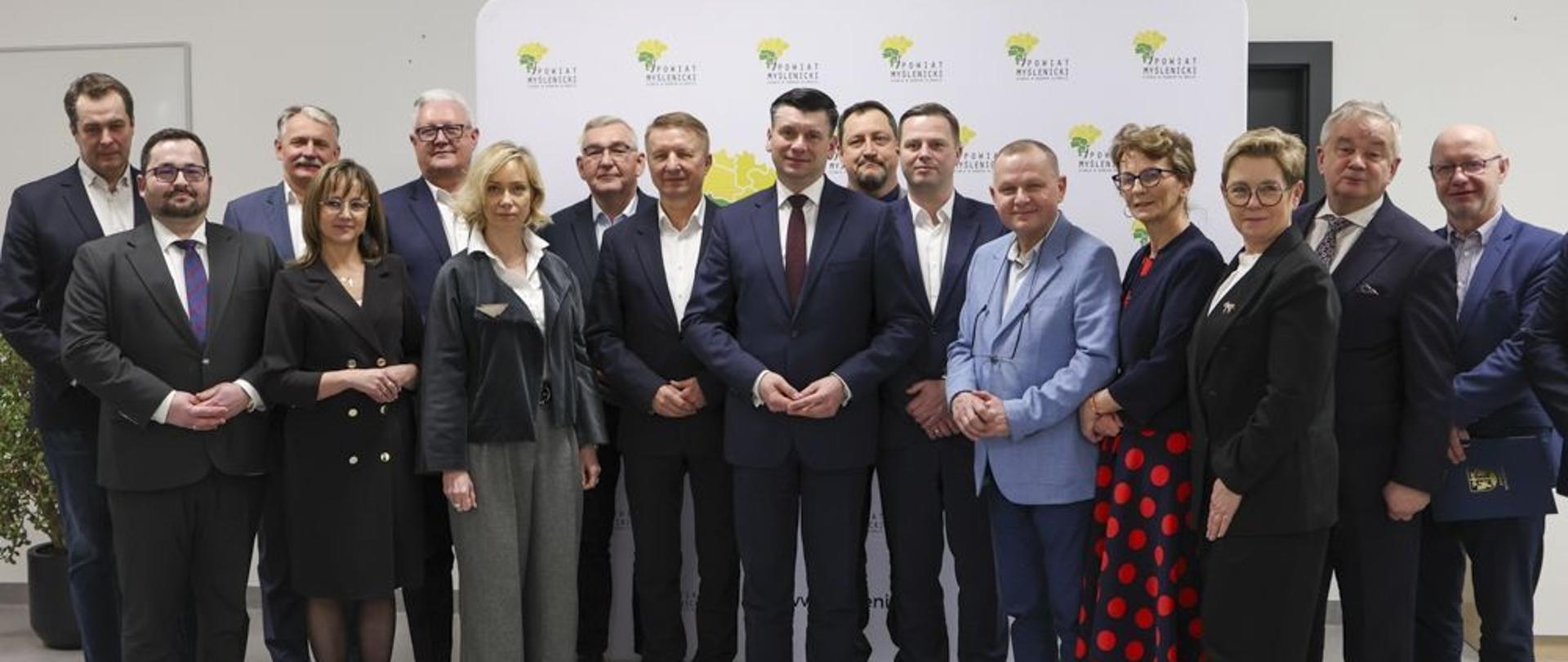 Marszałek Województwa Małopolskiego wraz ze starostami powiatów z terenu województwa małopolskiego