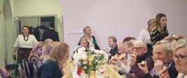 ZŁOTY JUBILEUSZ PAR MAŁŻEŃSKICH - ZAPROSZENI GOŚCIE ORAZ MIESZKAŃCY