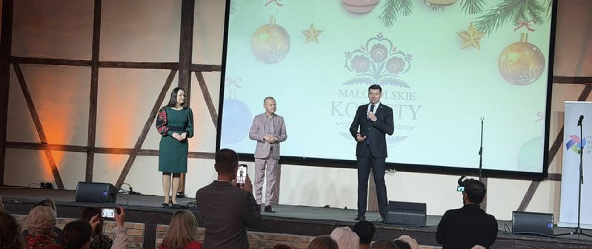 Rozpoczęcie spotkania przez Marszałka Województwa Małopolskiego, Starostę Dąbrowskiego i Prezes Stowarzyszenia IROW