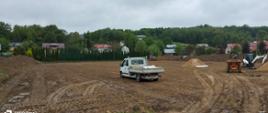 Stadion sportowy w trakcie inwestycji