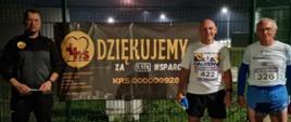 Uczestnicy biegu OstroVit 