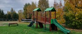 Plac zabaw w Leniewie