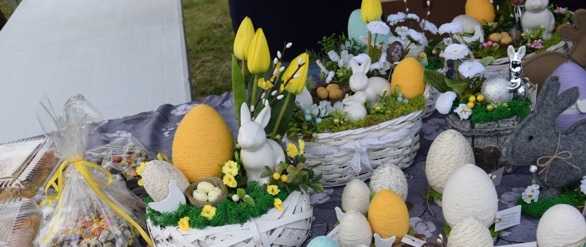 Zdjęcie przedstawia ozdoby Wielkanocne