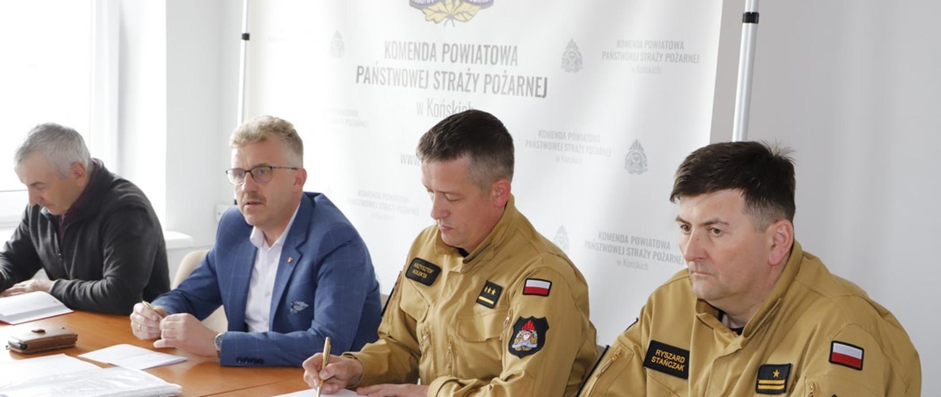 Zmagania młodych strażaków