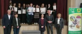 Sukces uczniów z I LO w Jaśle na XXVIII Konkursie Recytatorskim Poezji Współczesnej
autorstwa Bronisławy Betlej w Jedliczu
