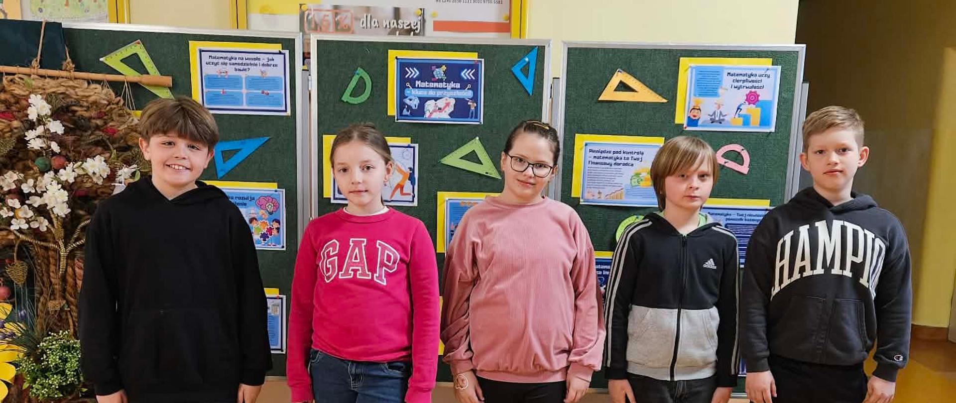Laureaci z klas IIIa i IIIb