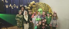 Bal Karnawałowy 2026 - klasa trzecia wraz z wychowawcą.
