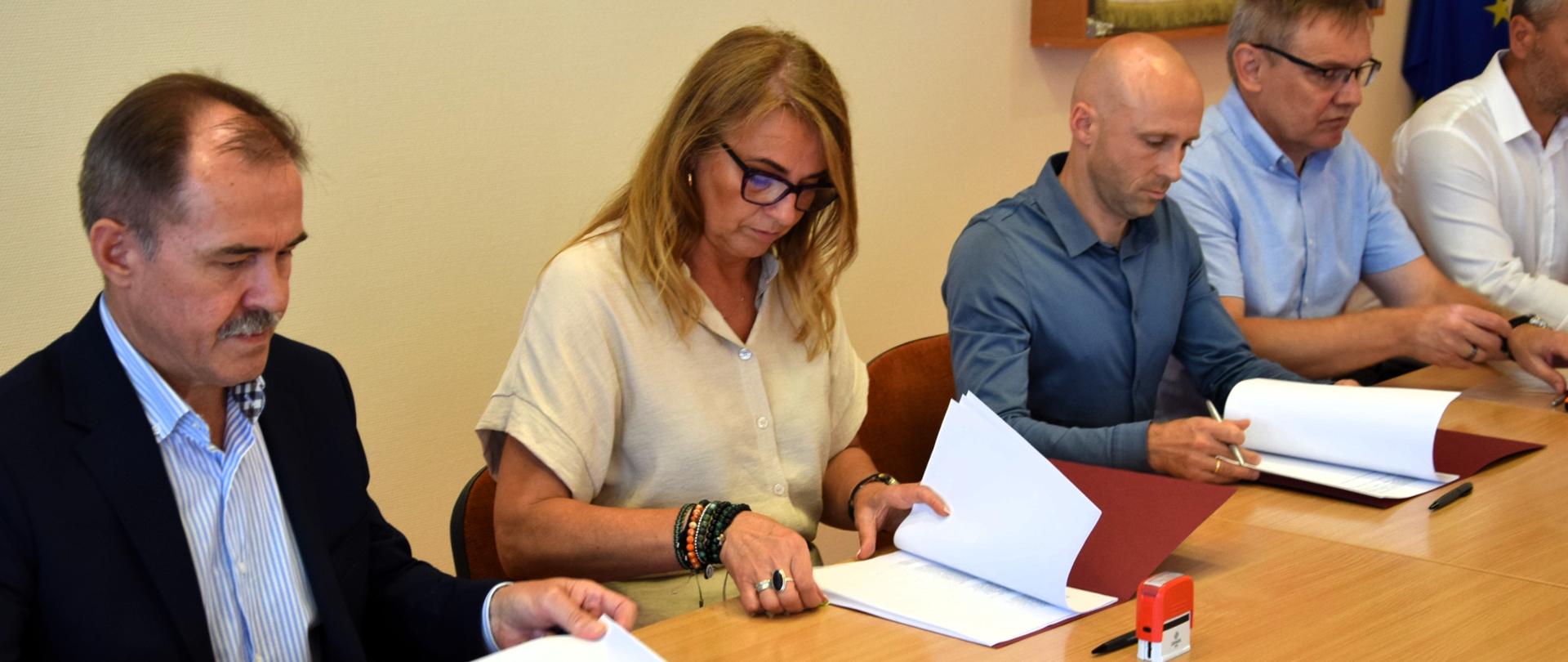 Kolejny odcinek drogi w Antoniowie zostanie wyremontowany