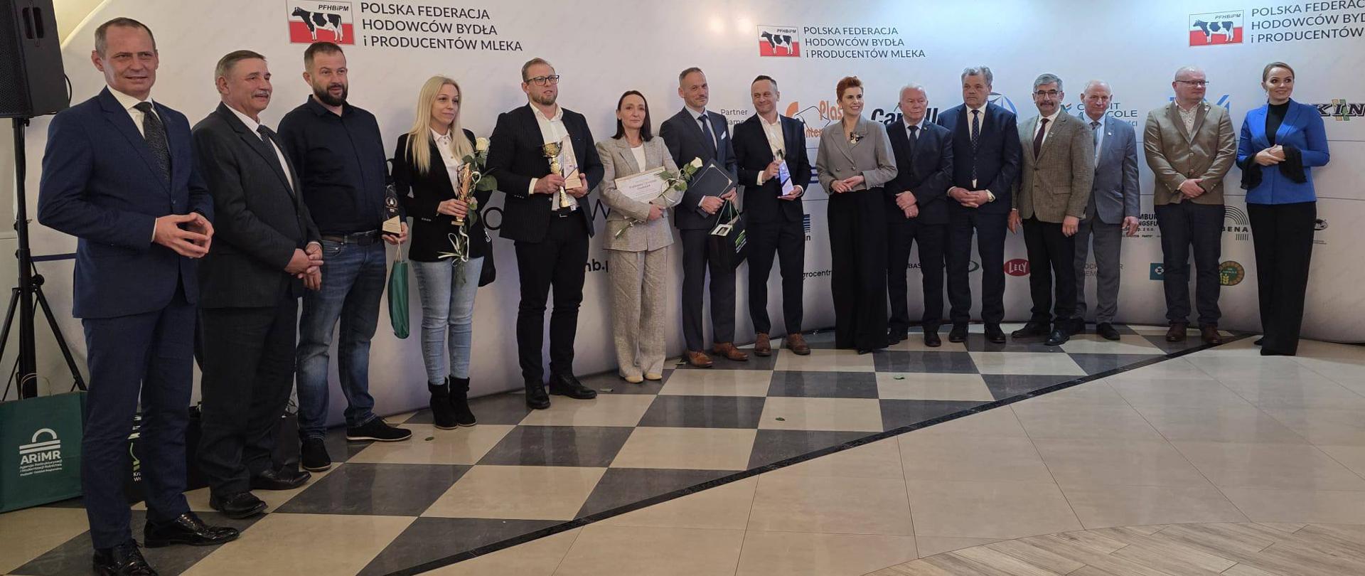 Sukces gospodarstwa z Rudki podczas „Mlecznych Laurów 2026” - Powiat ...