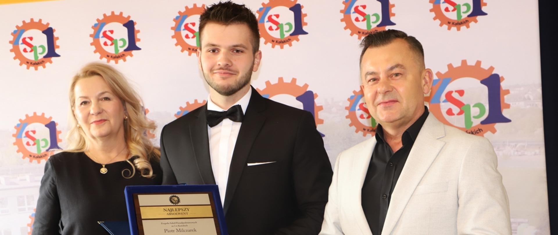 ZSP Nr 1 w Końskich uroczyście żegna wychowanków z klas piątych