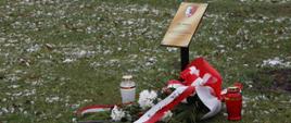 Tablica upamiętniająca starszego przodownika Policji Państwowej Komendanta Posterunku w Końskich Aleksandra Marcelego Kędzierskiego