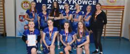 Drużyna Zespołu Szkół nr 2 w Kraśniku wraz z opiekunem p. Jolantą Łapą
