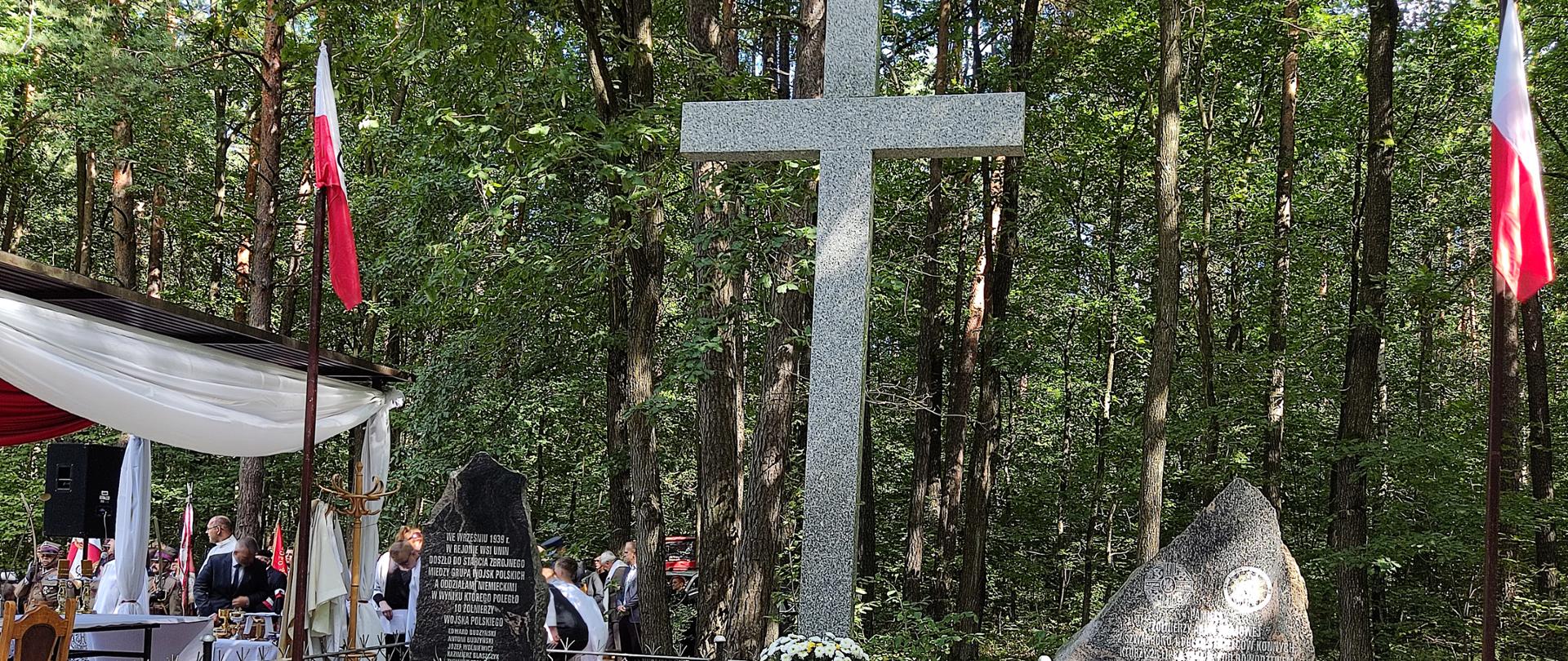 Pomnik Las uniński