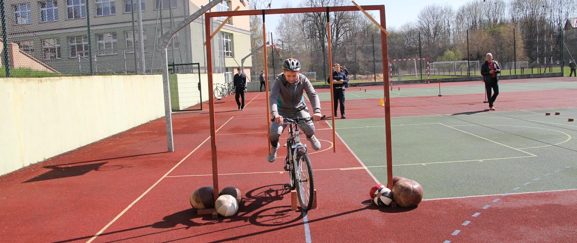 część praktyczna w miasteczku ruchu drogowego