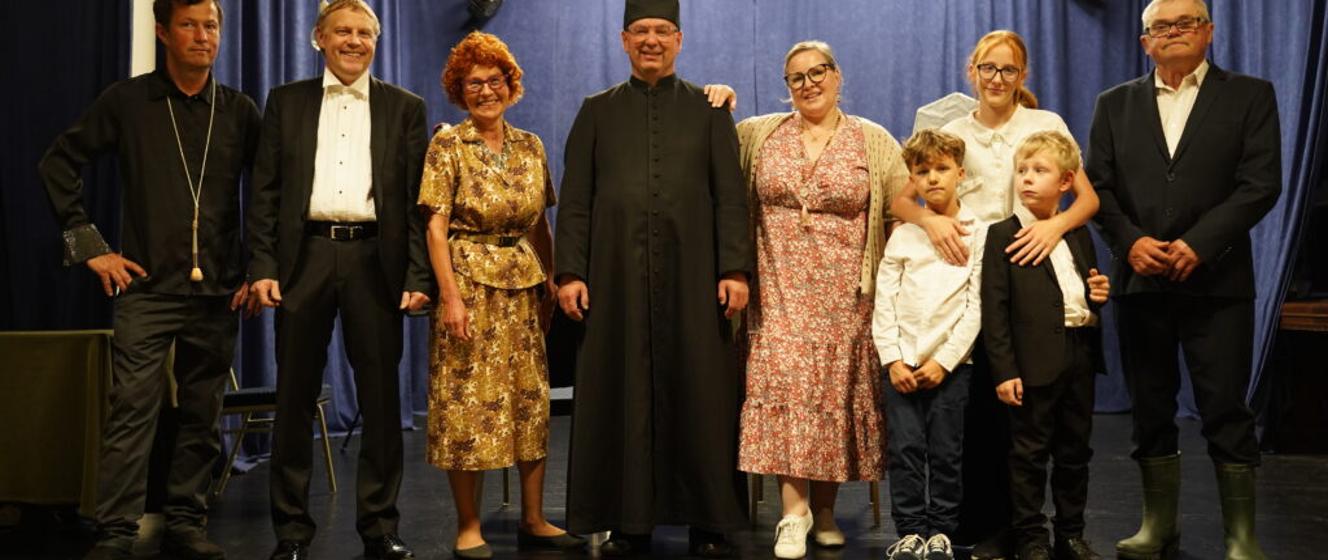 Sukces premierowego spektaklu „Kretek” Kobiórskiego Teatru Kulturalnego ...