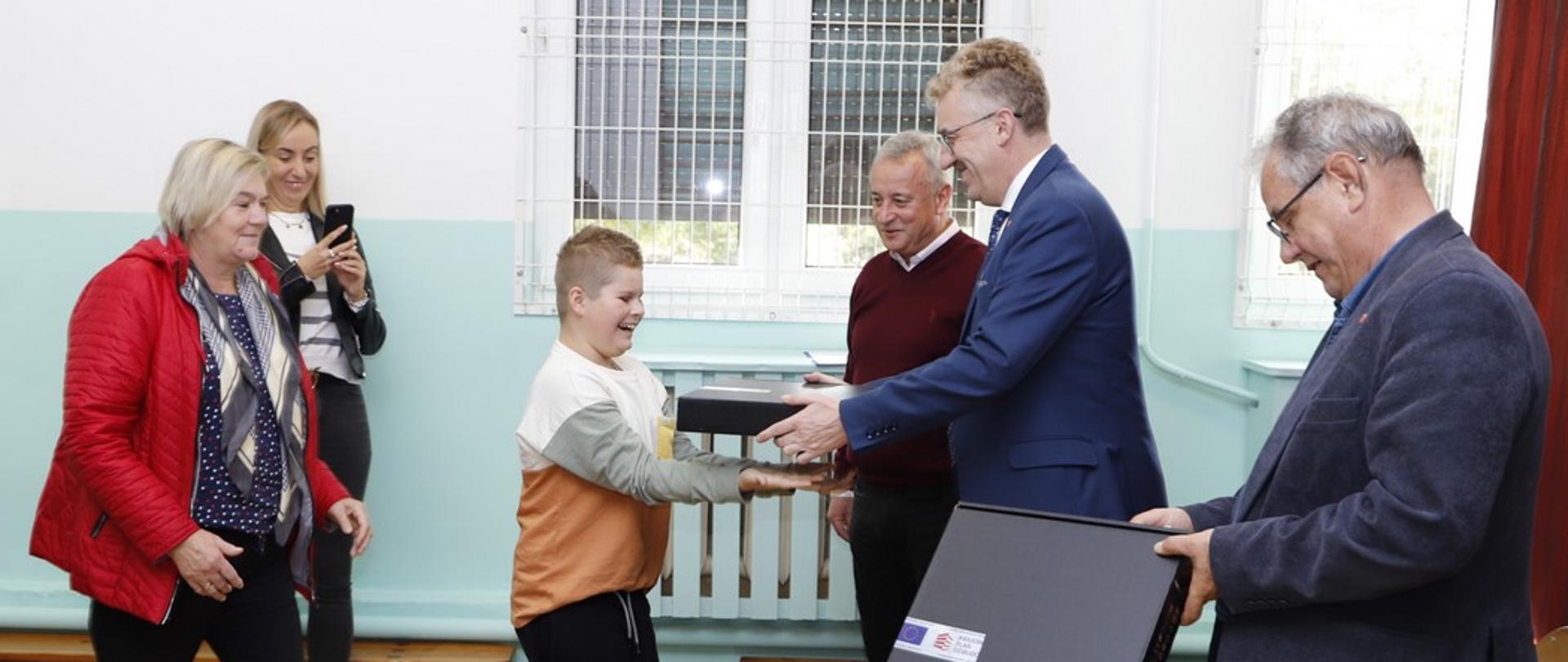 Program „Laptop dla Ucznia” w Specjalnym Ośrodku Szkolno - Wychowawczym w Baryczy