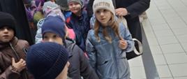 Baśniowa Podróż do Siedlec: „Motylki” i „Tygryski” Oglądają „Królewnę Śnieżkę”!