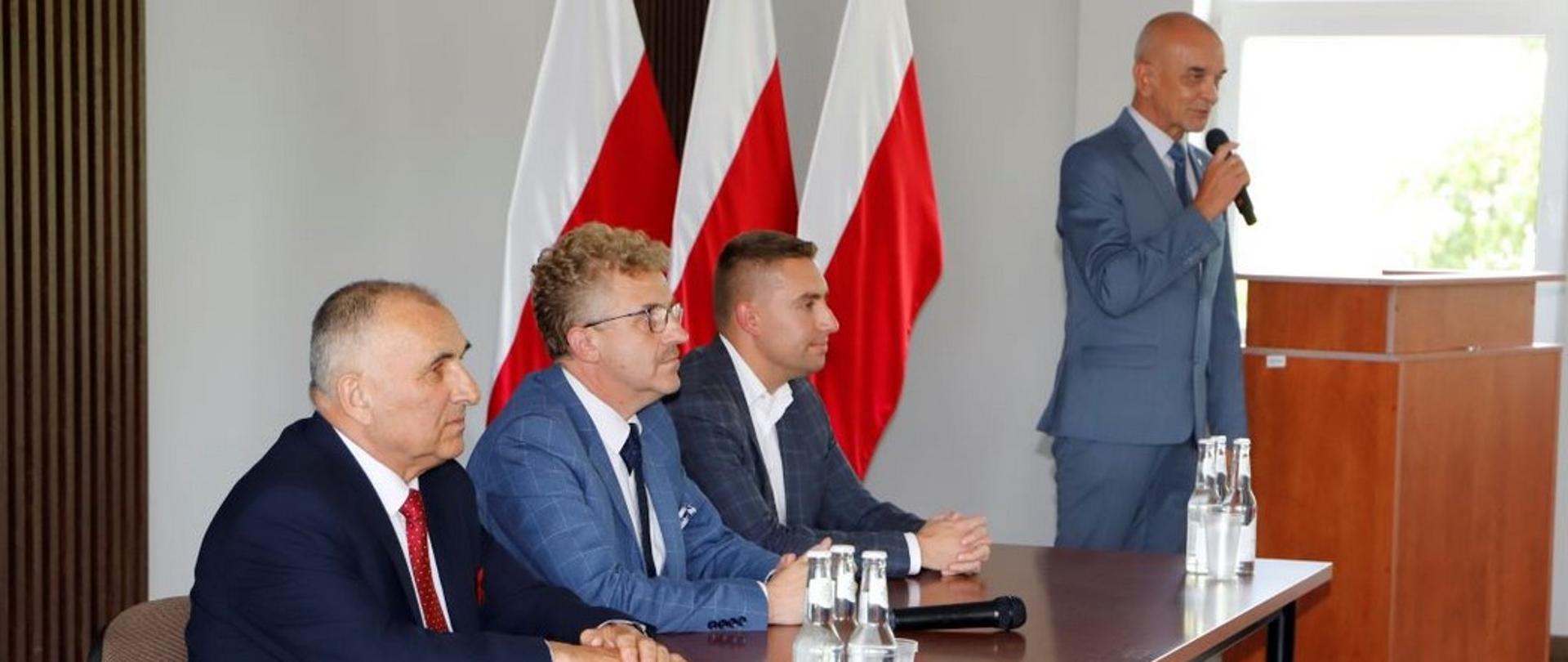 Spotkanie Starosty Koneckiego z najlepszymi i najaktywniejszymi uczniami szkół ponadpodstawowych

