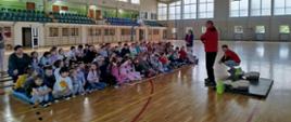 Spotkanie uczniów klas 0-3 z ratownikami WOPR.