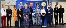 Przedstawiciele samorządu powiatowe i dyrektorzy szkół ponadpodstawowych