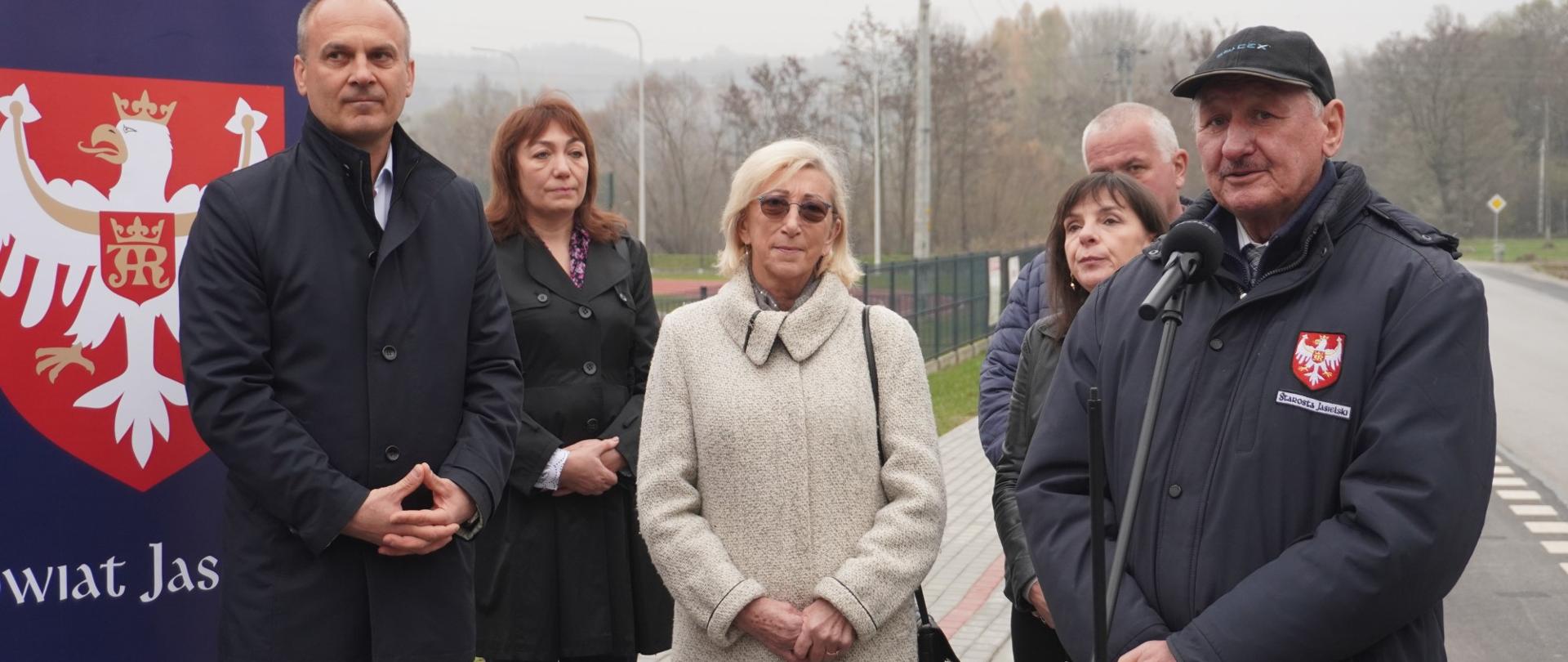 Przebudowano drogę powiatową Dębowiec-Zarzecze 