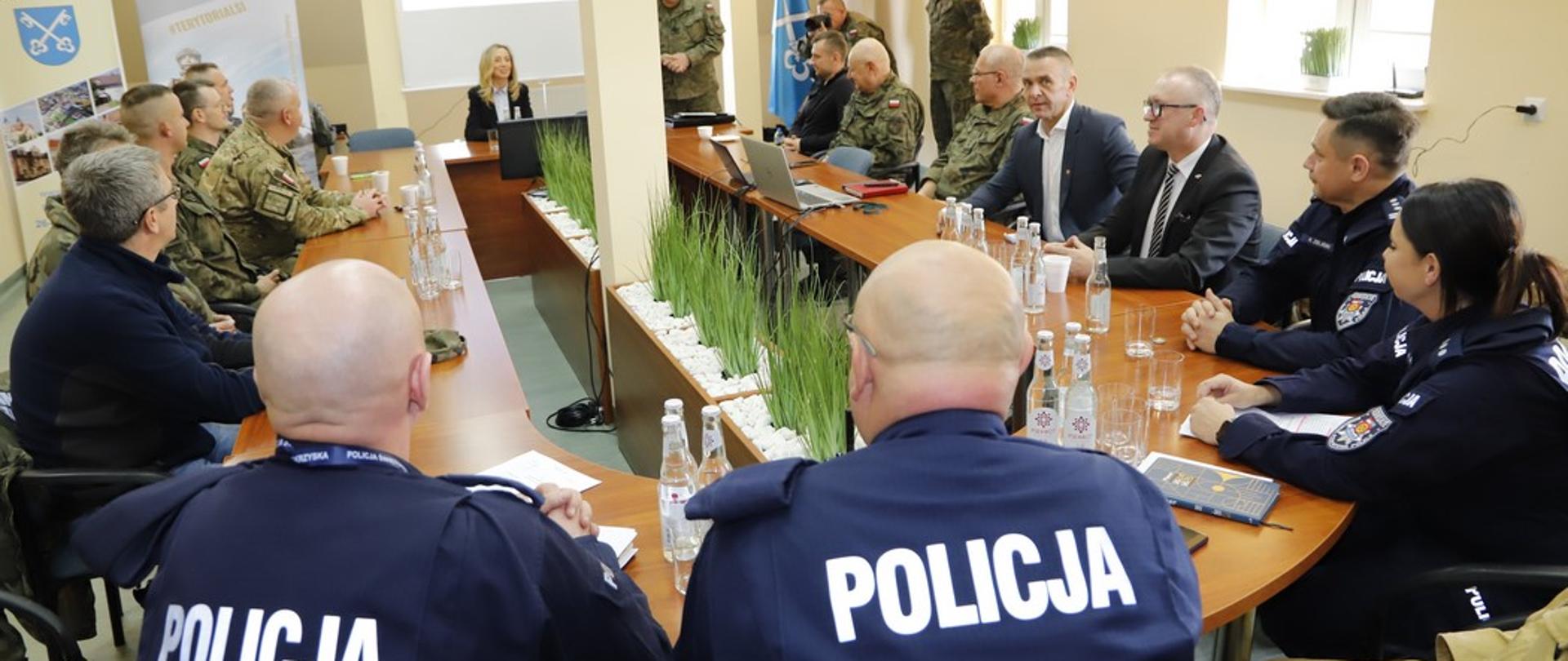 Ćwiczenia w Komaszycach - wielkoformatowe manewry w gminie Gowarczów